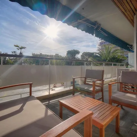 Immogroom - 100 M2 - Spacious - Terace - Parking - Air Conditioning Apartment Cannes